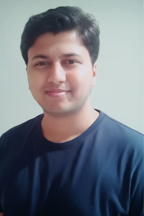 Rizvan Hawaldar, mobile and solution engineer